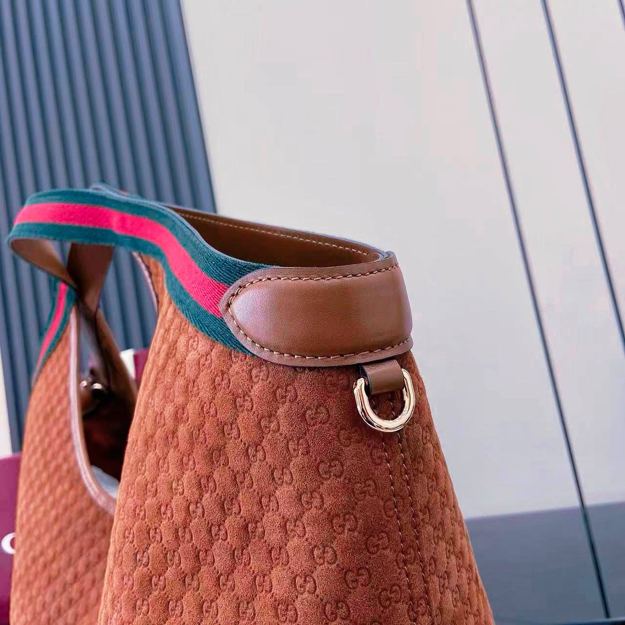 GUCCI 
COPY ONE 
250 dhs💛

Zain39
♥️♥️♥️