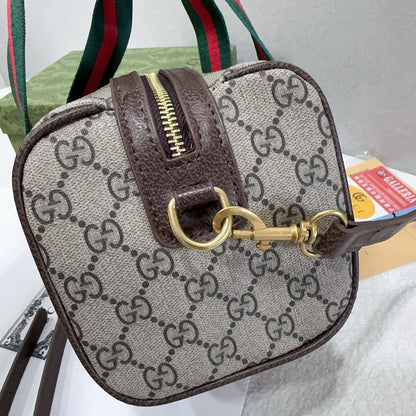GUCCI
90 dhs🪙🌨️

size    20×13×13cm  
withbox
🎁🎁🎁

Zain04
♥️♥️♥️