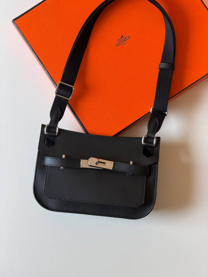 Hermes jypsiere 

22cm💕

master quality😍

with box❤️
380 dhs🇦🇪🇦🇪

Zain52
♥️♥️♥️