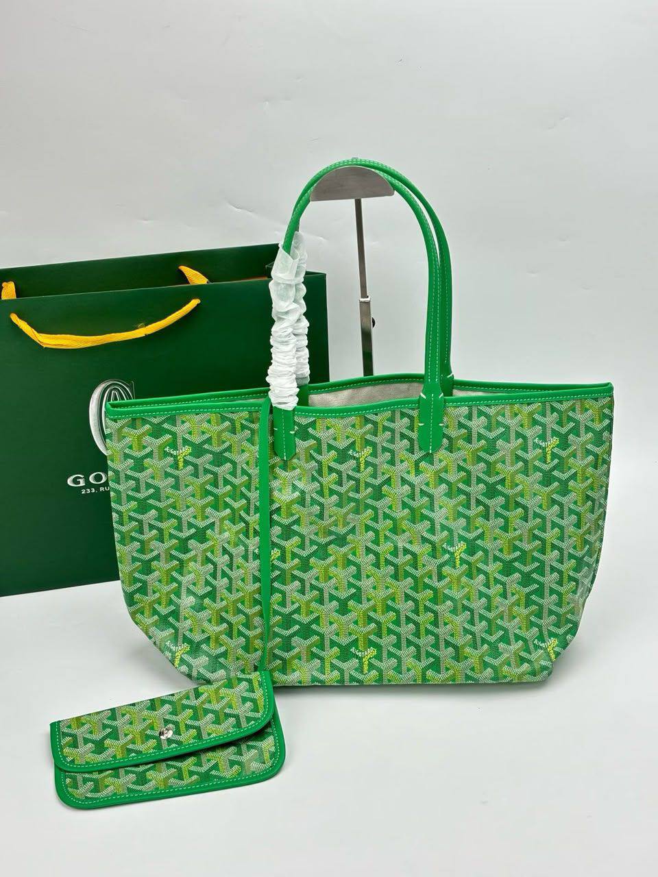 Goyard
Master🌺🌺
240 dhs💓

Zain153
♥️♥️♥️