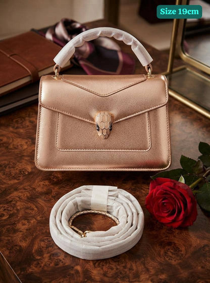 Bvlgari
Good quality 
with box 
110 dhs🇦🇪🇦🇪

Zain186
♥️♥️♥️