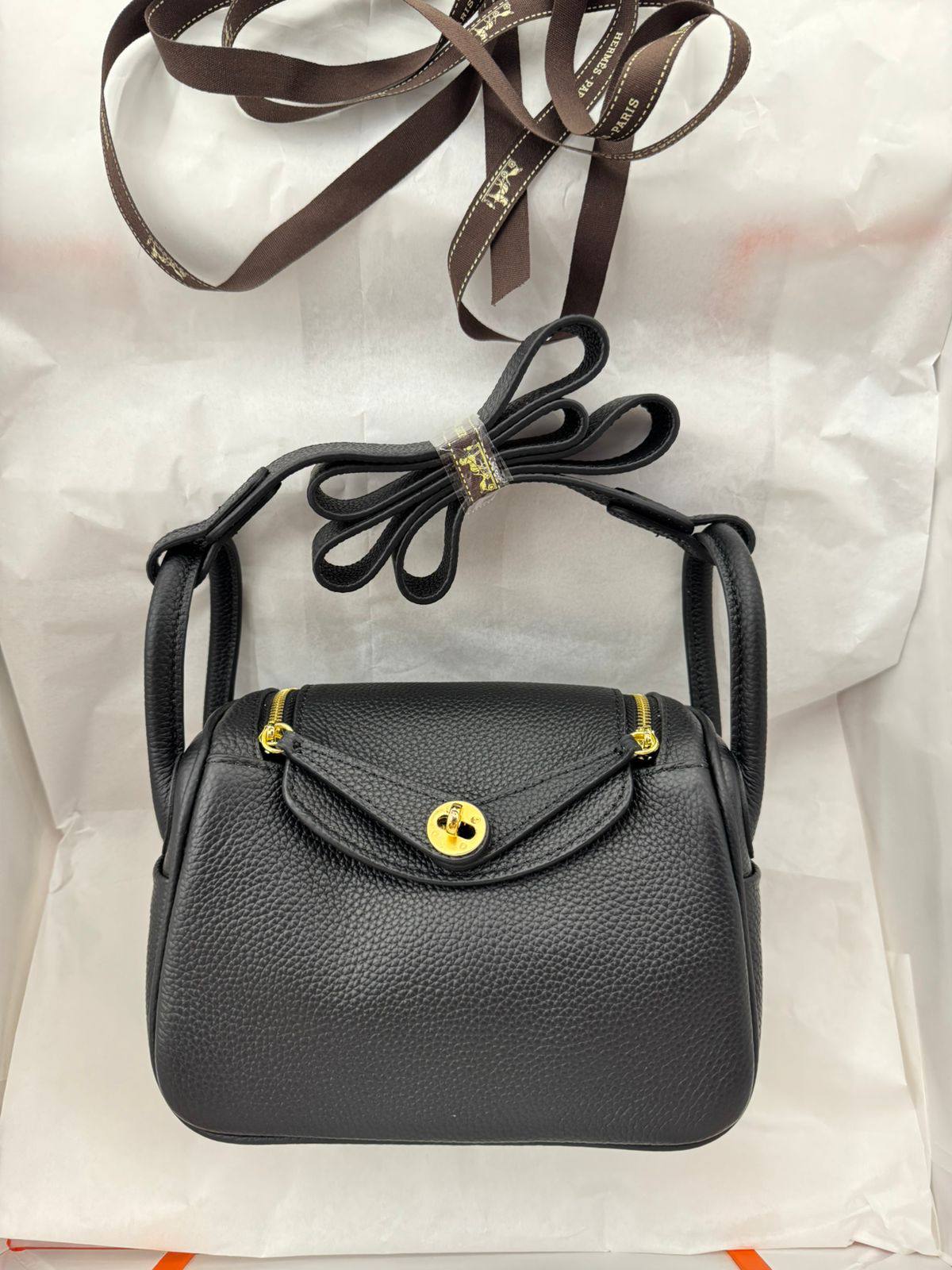 Hermes
20. Cm. 
Nice. Backing. High. Quality. 
330 dhs🪙🌨️

Zain131
♥️♥️♥️