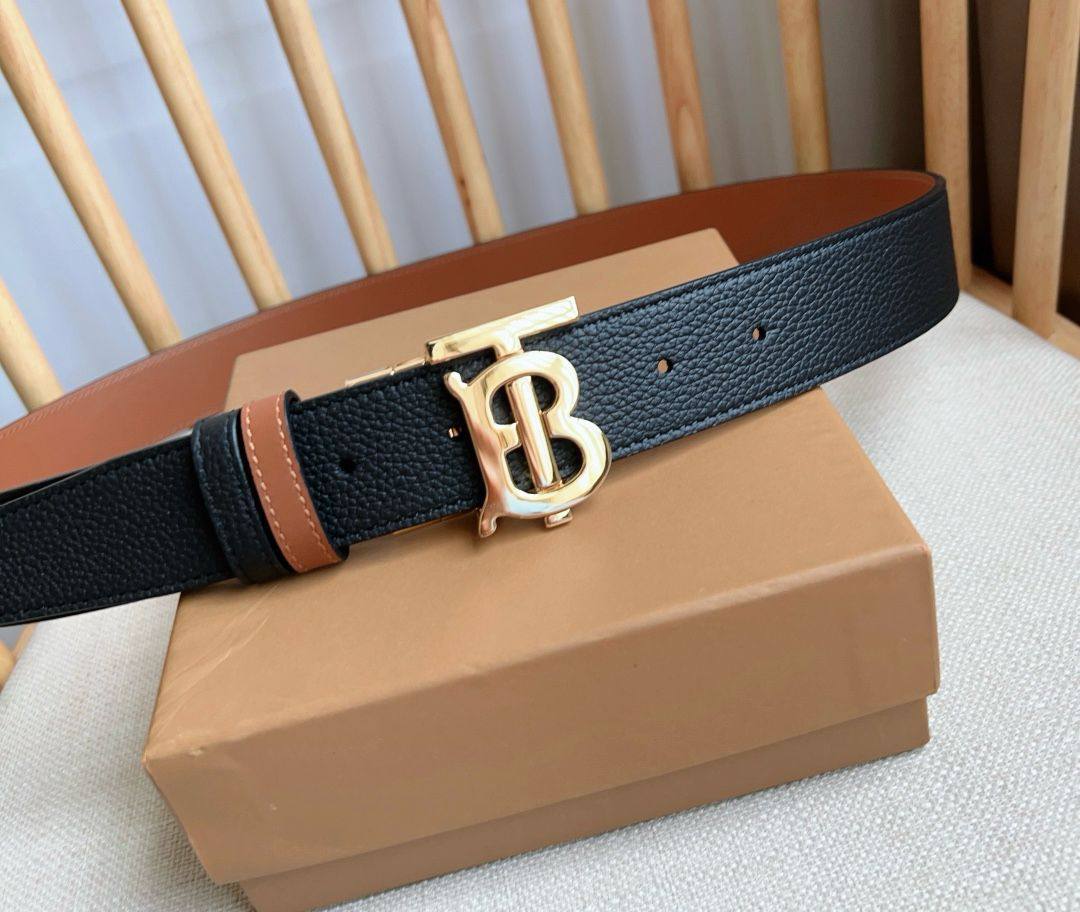 BURBERRY

Master quality

320 dhs🇦🇪🇦🇪

Zain164
♥️♥️♥️