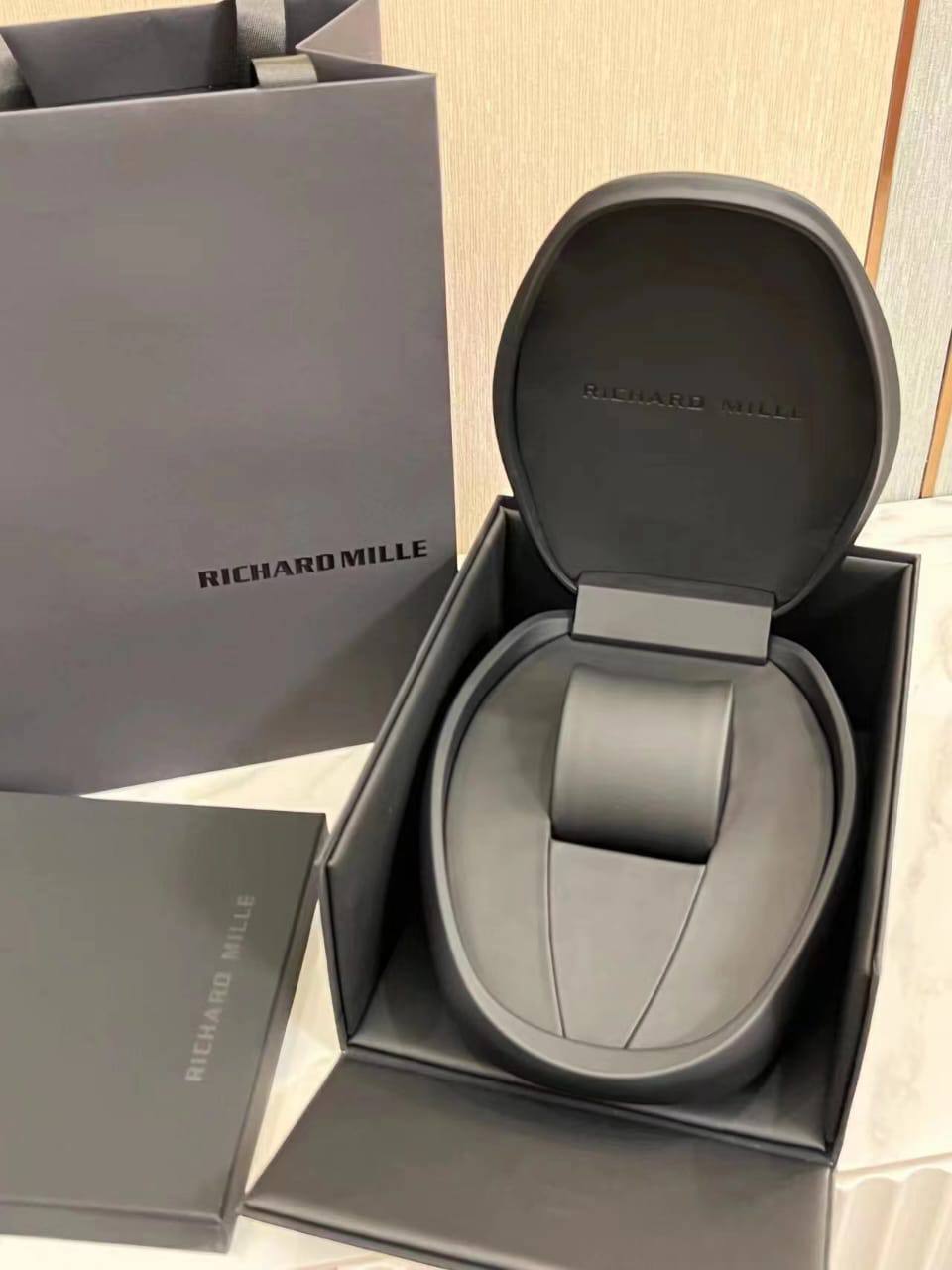 Master box 


280 dhs🇦🇪🇦🇪

Zain136
♥️♥️♥️