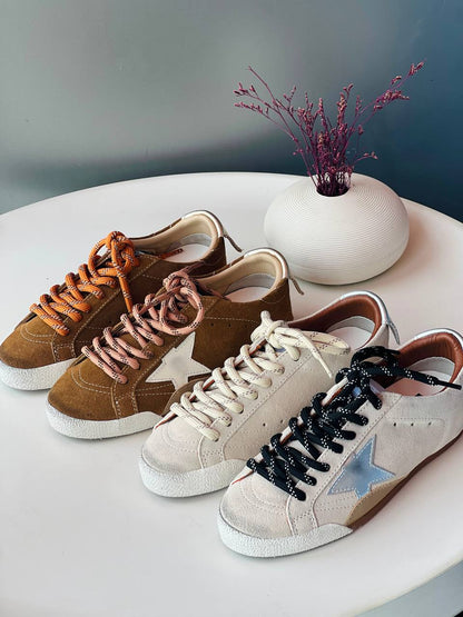 GOLDEN GOOSE ✨⭐️
Size 36-41
_Super master high quality_🪡
450 dhs🖤

Zain176
♥️♥️♥️