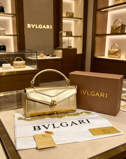 Bvlgari

 have box

115 dhs🇦🇪🇦🇪

Zain07
♥️♥️♥️