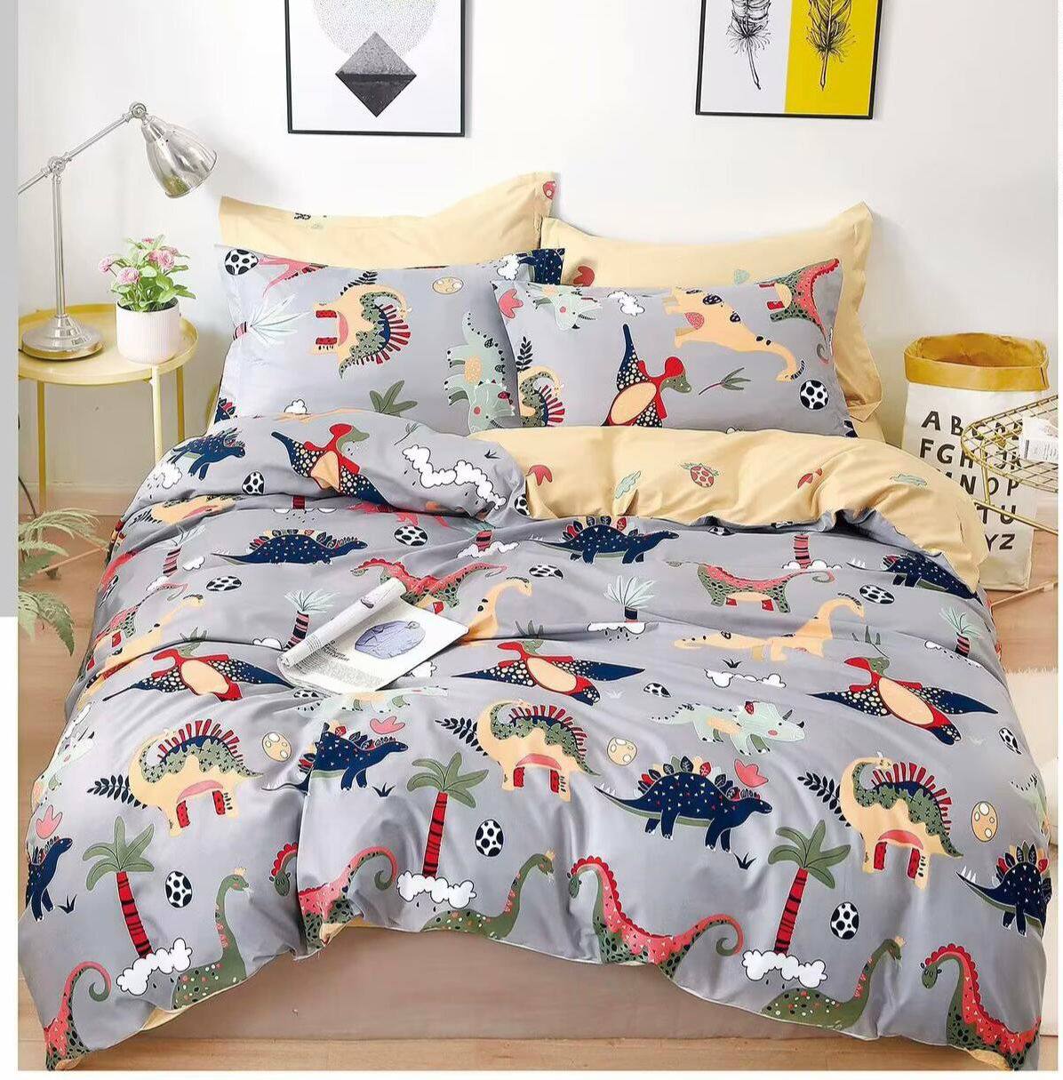 Comfort set
Single 4pcs set
1 comfort 
1 bedsheets 
2 pillowcases 
90 dhs💓

Zain99
♥️♥️♥️