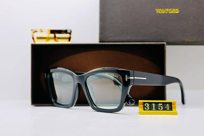Tom Ford
60 dhs🌺

Zain29
♥️♥️♥️