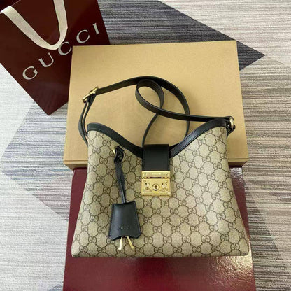 Gucci
Master
250 dhs🪙🌨️

Zain153
♥️♥️♥️