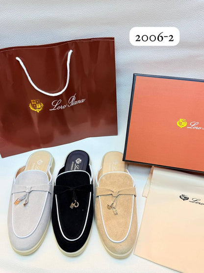Loro Piana
Size 36 to 41
120 dhs✅

Zain236
♥️♥️♥️