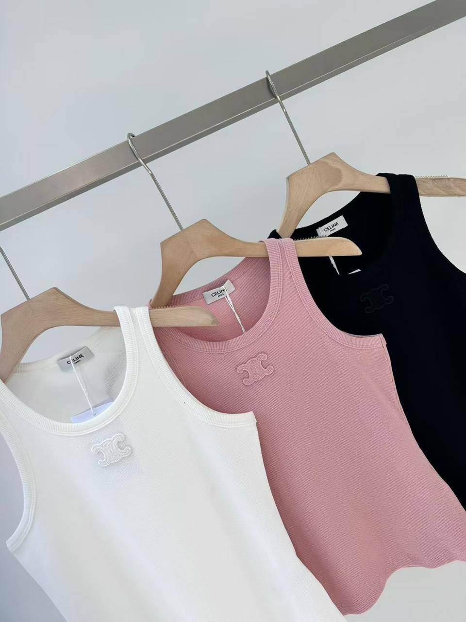 *New collections*                                                
CELINE
*Super Master quality*
*Sizes: S M L XL* 
250 dhs💓

Zain308
♥️♥️♥️