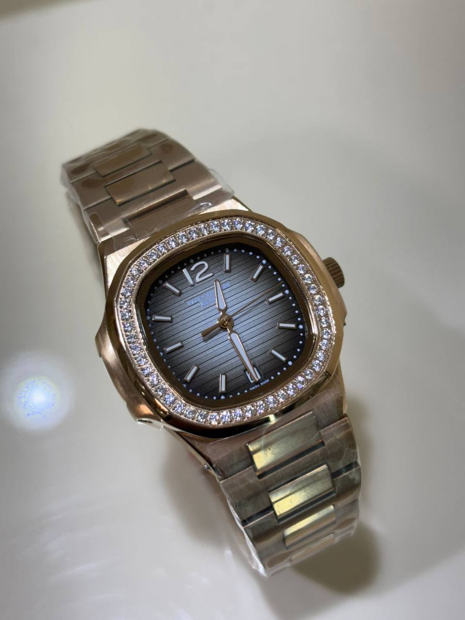 PETEK PHILIPPE
_*For Women*_
_MASTER QUALITY_

280 dhs🪙🌨️
___ With box
🎁🎁🎁

Zain108
♥️♥️♥️