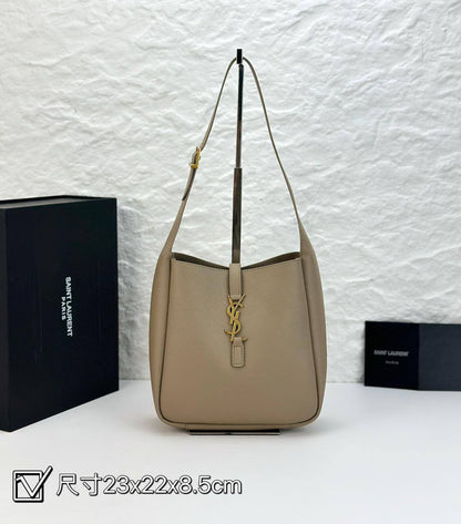 YSL
Master
23cm🫶🏼
270 dhs👑

Zain228
♥️♥️♥️