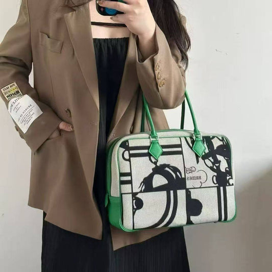 Hermes
32CM
115 dhs🪙💚
28CM
115 dhs🪙💚

Zain177
♥️♥️♥️