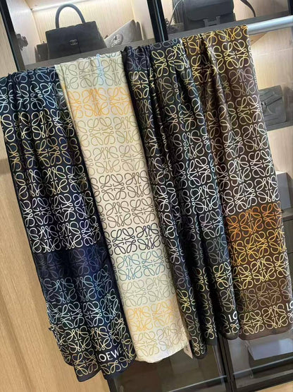Silk scarf 
40 dhs🇦🇪🇦🇪

Zain93
♥️♥️♥️