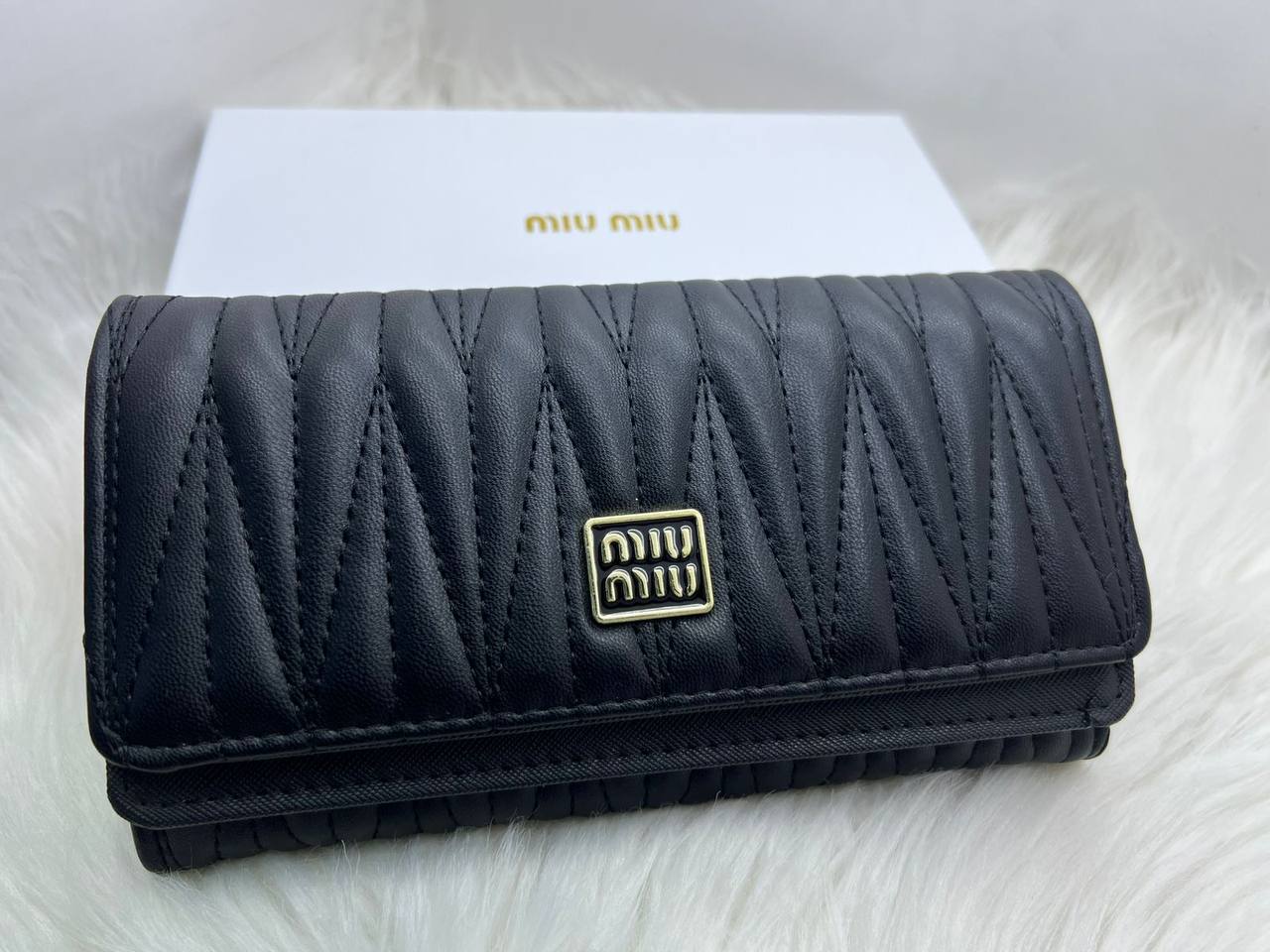 Wallets
50 dhs✅

with box
🎁🎁🎁

Zain182
♥️♥️♥️