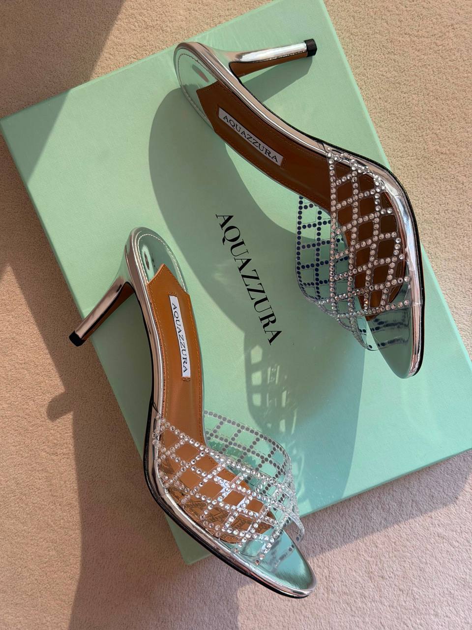 AQUAZZURA
QUALITY: SUPER MASTER 💥😍
450 dhs🇦🇪🇦🇪

Zain319
♥️♥️♥️