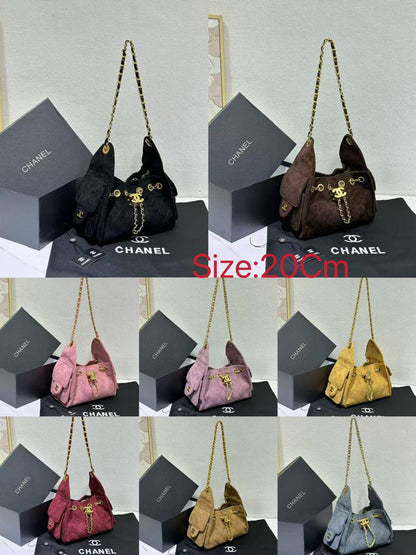 Chanel

110 dhs🗽

high quality 

With box  
🎁🎁🎁

20Cm👌❣️👌❣️

Zain26
♥️♥️♥️