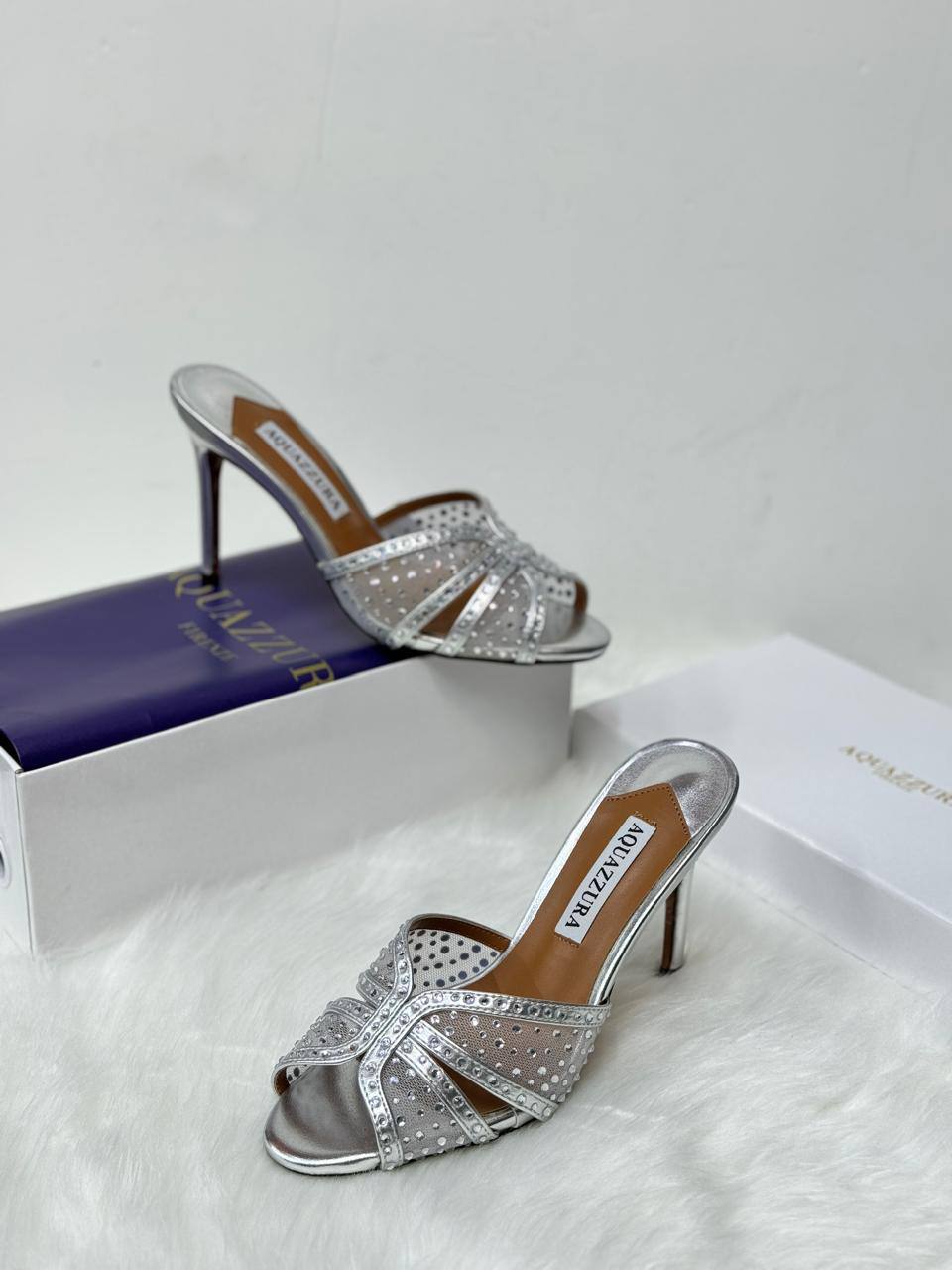 AQUAZZURA 
Restock✅
Size 36 to 41
115 dhs🪙🌨️

Zain21
♥️♥️♥️
