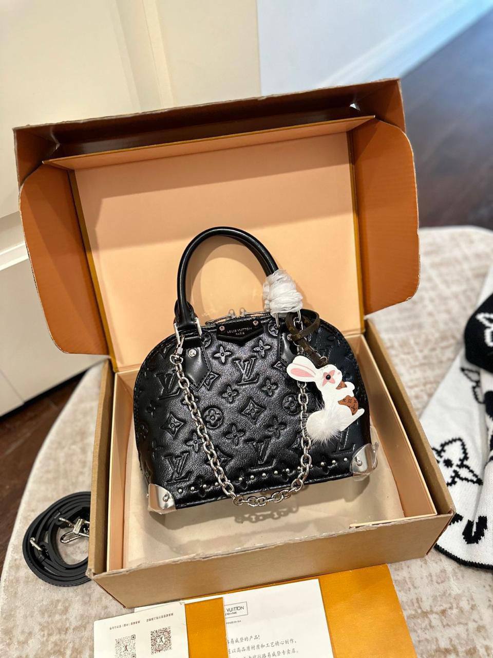 LV
Master
23cm🫶🏼
360 dhs💓

Zain228
♥️♥️♥️