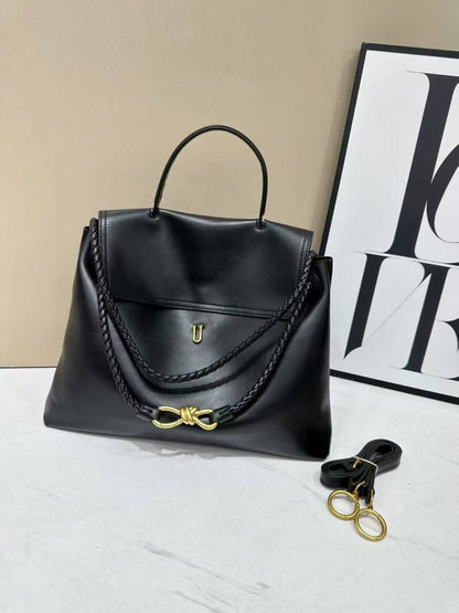 Bottega
105 dhs🪙💕

Zain22
♥️♥️♥️