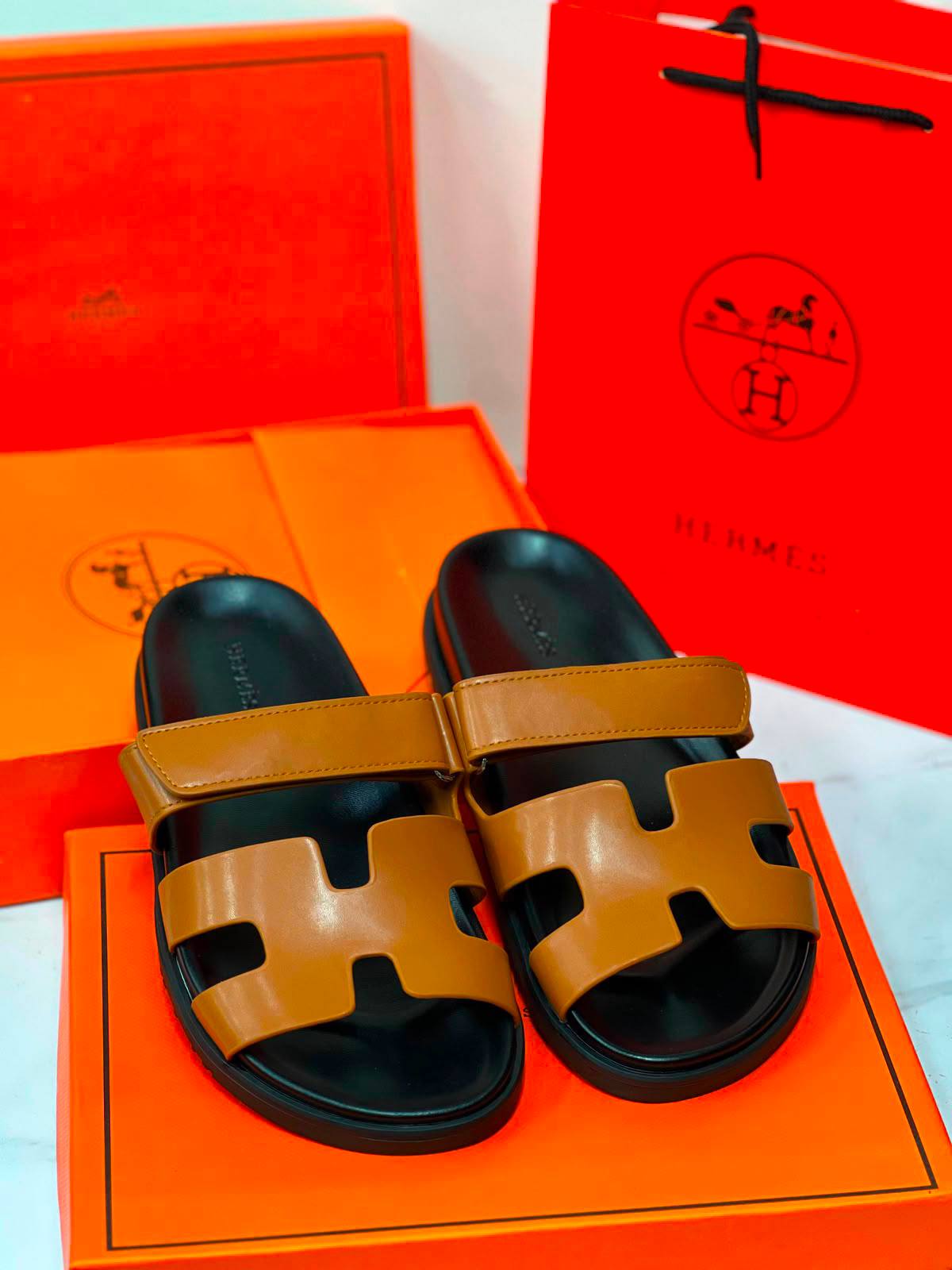 Hermes 
Size 36-41 
90 dhs✅

Zain21
♥️♥️♥️