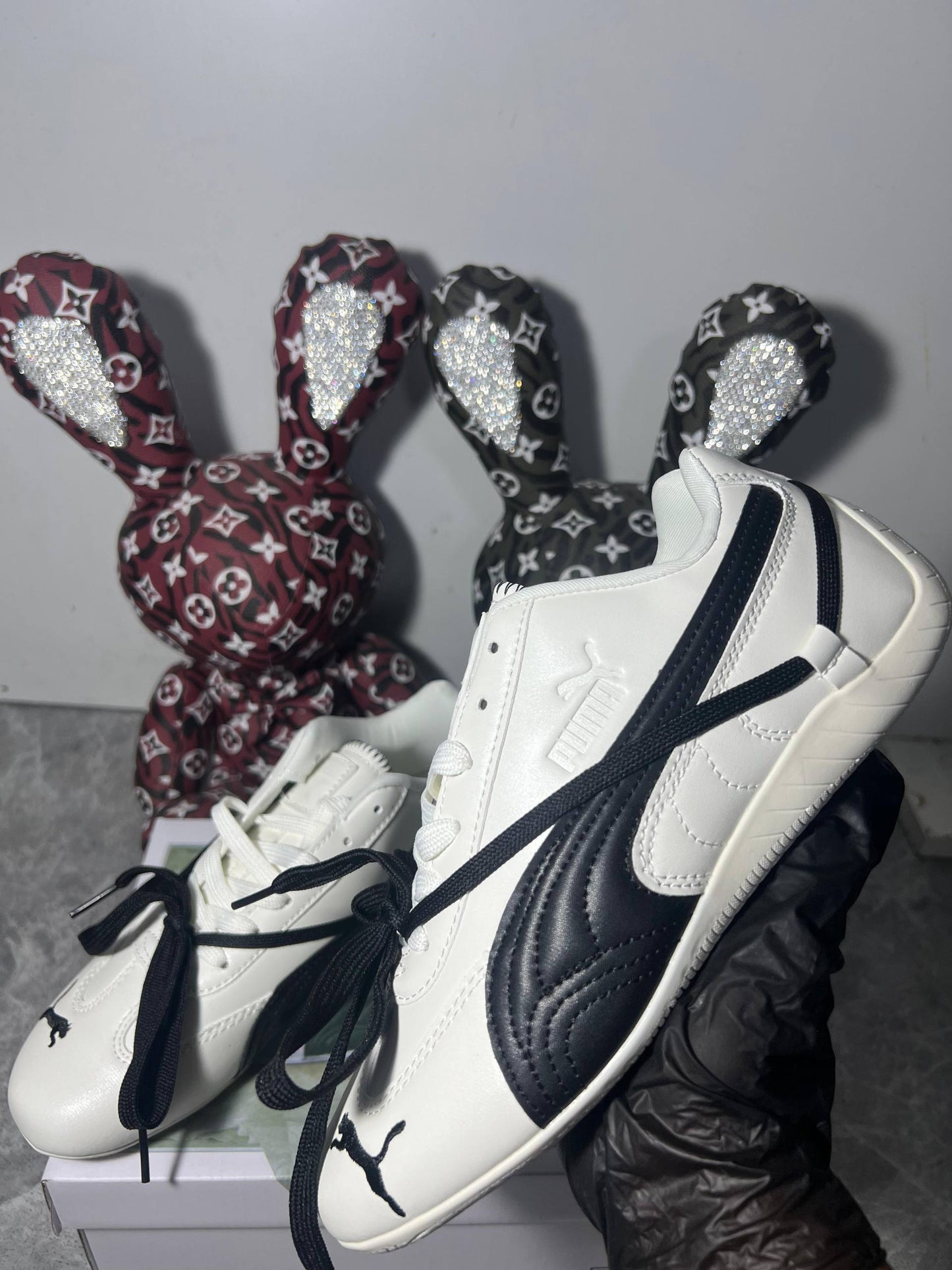 PUMA x ROSÉ Speedcat Lea Sneakers Warm White 

36-42 AVAILABLE🤩 

210 dhs🪙🌨️

Zain242
♥️♥️♥️