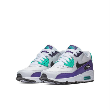 Nike
Size 40 TO 45 
130 dhs✅

Zain183
♥️♥️♥️