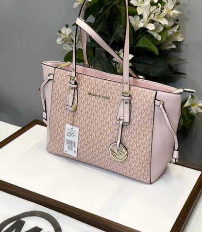 MK
100 dhs🇦🇪🇦🇪 
high quality  41cm

Zain26
♥️♥️♥️
