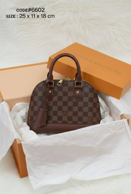 LV
ᴀʟᴍᴀ ᴍᴏɴᴏɢʀᴀᴍ
ᴡɪᴛʜ ʟᴏᴄᴋ & ᴋᴇʏ
ɪᴛ ʜᴀs ʟᴏɴɢ ʙᴇʟᴛ sᴛʀᴀᴘ
sɪᴢᴇ : 25 cm
ᴡɪᴛʜ BOX
🎁🎁🎁

75 dhs❣️

Zain31
♥️♥️♥️