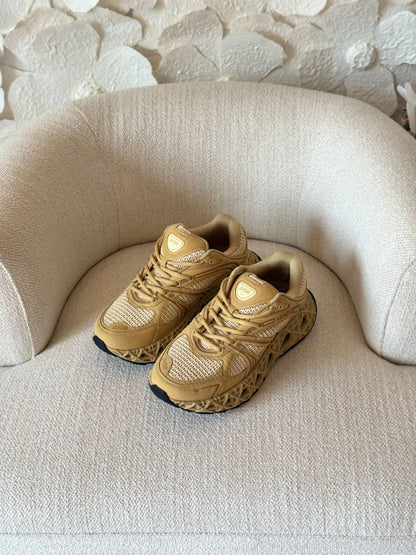 DIOR B 35 top sneakers

vip quality

Size: 40 to 46 
560 dhs🇦🇪🇦🇪

Zain185
♥️♥️♥️