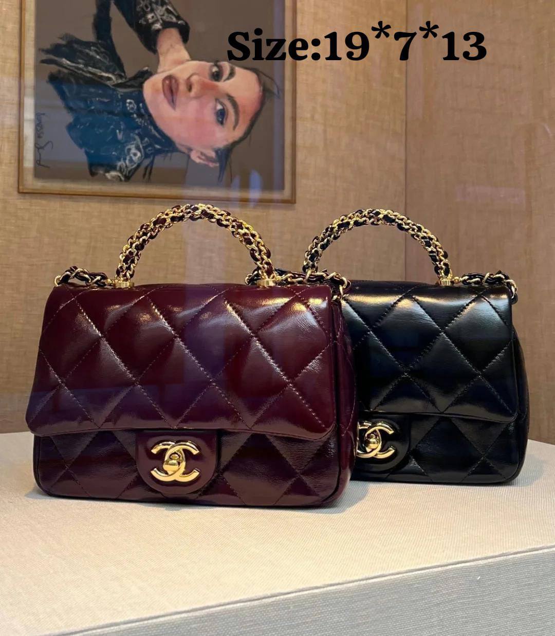 Chanel
100 dhs❣️
size:19*7*13
Good quality，Believe me
With box
🎁🎁🎁

Zain07
♥️♥️♥️