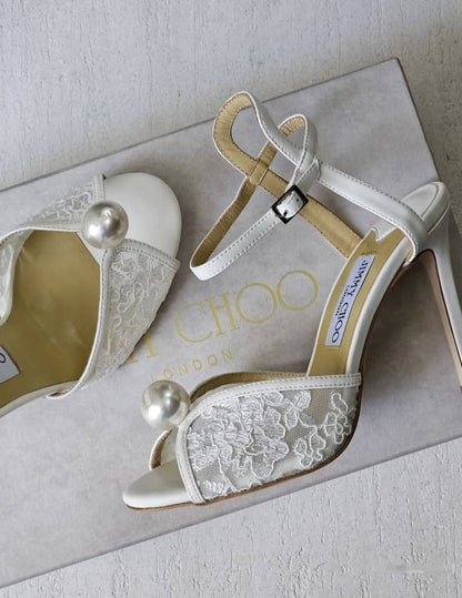 JIMMY CHOO 
280 dhs🌺
*SIZE  36   TO   41*

Zain224
♥️♥️♥️