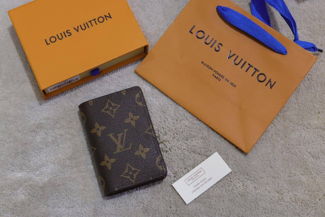 LV Wallet 
Master Quality
110 dhs🇦🇪🇦🇪

Zain33
♥️♥️♥️