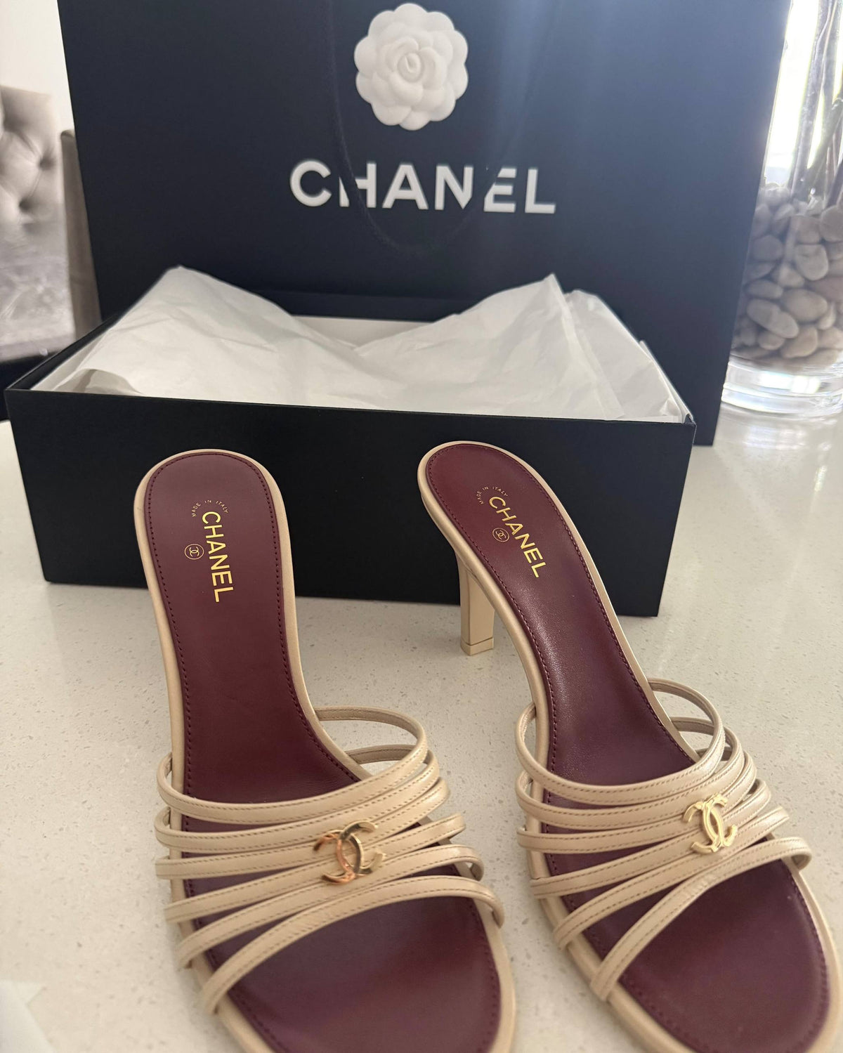 Master Shoes
Aquazzura - Chanel 
300 dhs✅✅
Size 36-41

Zain207
♥️♥️♥️