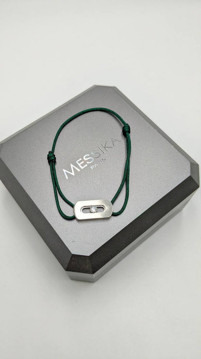 Messika
*Master Quality* 
*F. Bracelet*
50 dhs✅ with Normal Box 🎁
65 dhs✅ with Good Box 🎁
110 dhs✅ with Master Box 🎁

Zain210
♥️♥️♥️