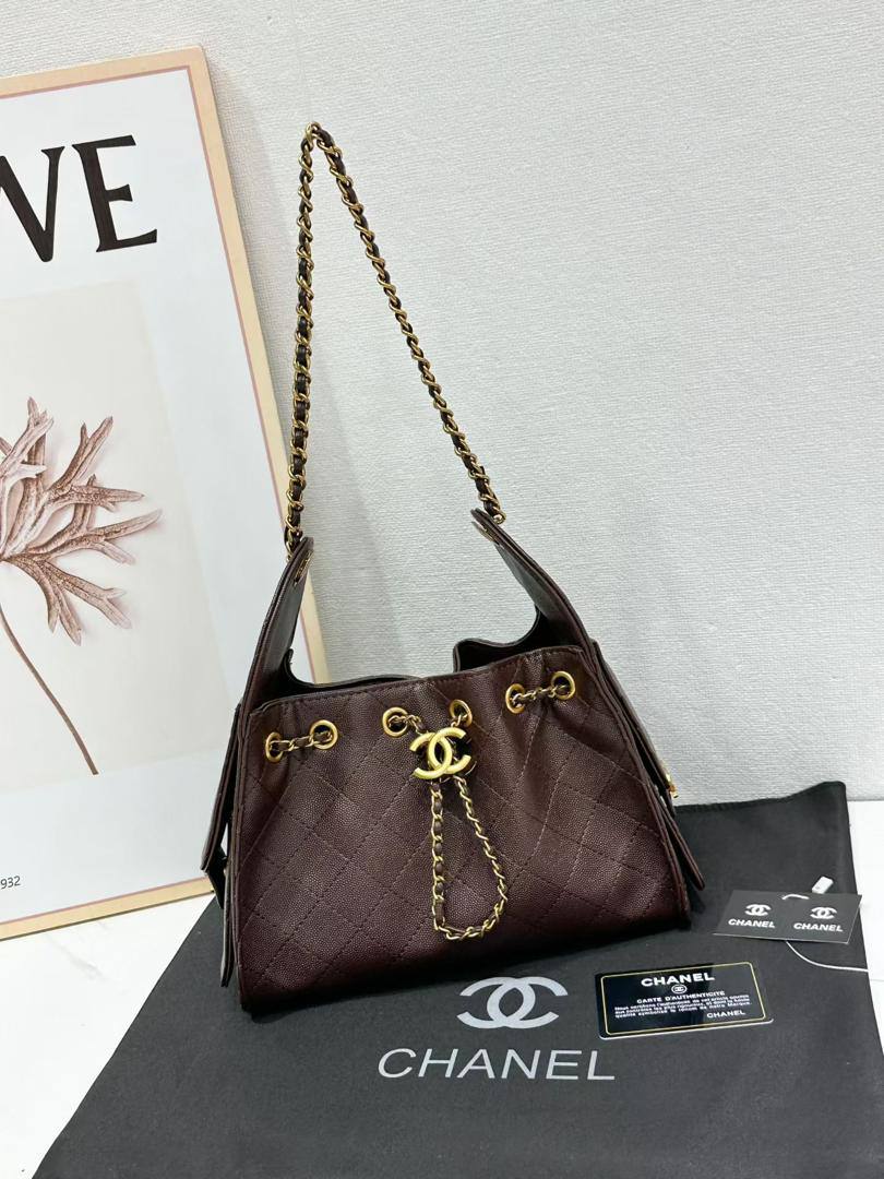 Chanel
110 dhs✅
high quality25 cm

Zain26
♥️♥️♥️