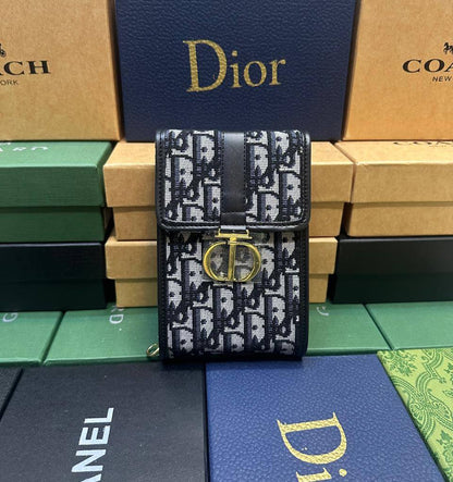 Mix Bags
55 dhs✅

Zain143
♥️♥️♥️
