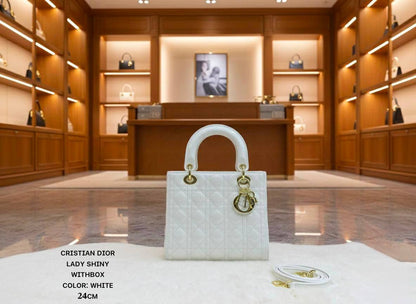 ᴄʀɪsᴛɪᴀɴ Dior sʜɪɴɴʏ
(ʟᴀᴅʏ ᴅɪᴏʀ)
ɢᴏʟᴅ ʜᴀʀᴅᴡᴀʀᴇ
ᴡɪᴛʜʙᴏx
🎁🎁🎁

ᴘᴀᴛᴇɴᴛ ʟᴇᴀᴛʜᴇʀ
sɪᴢᴇ:𝟐𝟒ᴄᴍ
110 dhs✅

Zain56