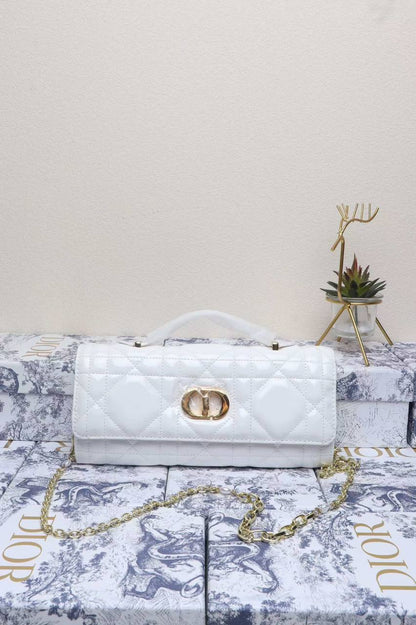 Dior
withbox 
100 dhs🇦🇪🇦🇪

Zain143
♥️♥️♥️