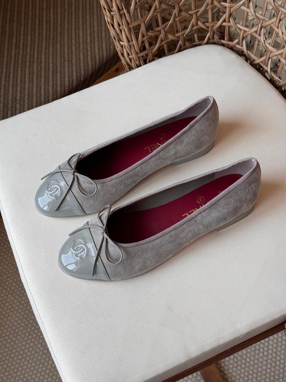 CHANEL 
✨ new Collection
👠 36–41
💎 Premium Quality
🔥 Super Master
450 dhs🇦🇪🇦🇪

Zain198
♥️♥️♥️