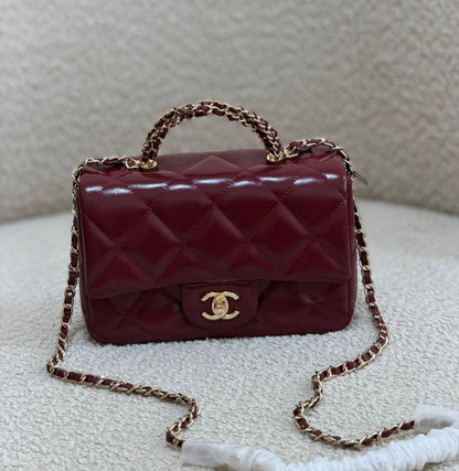 Chanel

220 dhs 

Zain134
♥️♥️♥️
