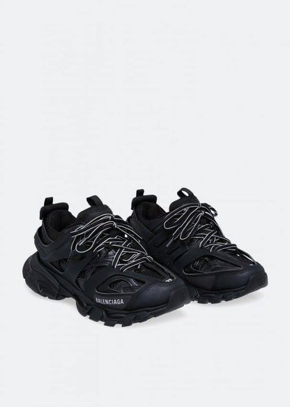 Balenciaga Track ‘Black’🖤
36-45 AVAILABLE🤩
380 dhs💓

Zain242
♥️♥️♥️
