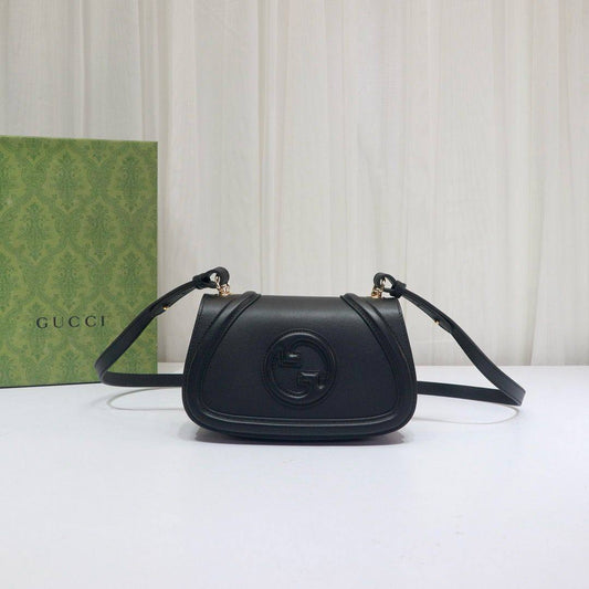 Gucci Master
250 dhs🪙💕
#21cm

Zain228
♥️♥️♥️