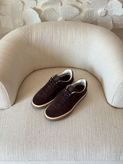 LORO PIANA tennis walk
VIP quality
size: 40 to 46

480 dhs🇦🇪🇦🇪

Zain185
♥️♥️♥️