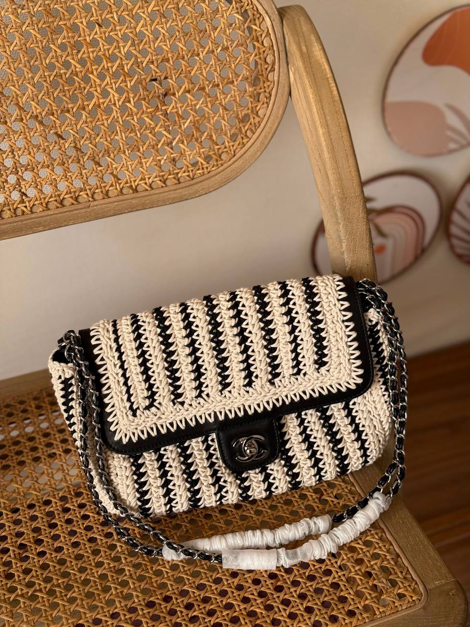 New Collection✨✨✨
CHANEL
25cm
370 dhs🇦🇪🇦🇪
*MASTER QUALITY*
With box🎁

Zain167
♥️♥️♥️