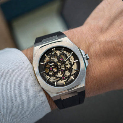 D1 milano 
watch for men 

good quality 
automatic 
260 dhs🇦🇪🇦🇪

Zain59
♥️♥️♥️