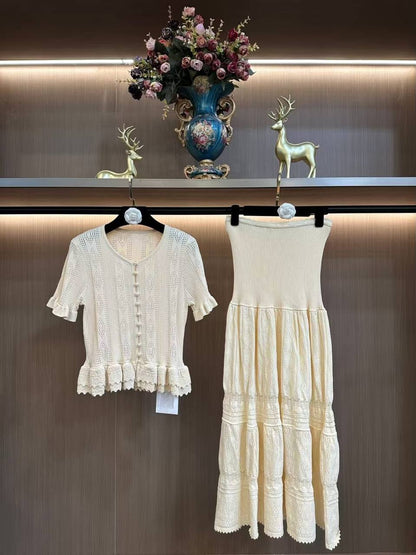 *New collections*                                                
SANDRO
*Super Master quality*
*Sizes: S M L XL* 
580 dhs✅

Zain308
♥️♥️♥️