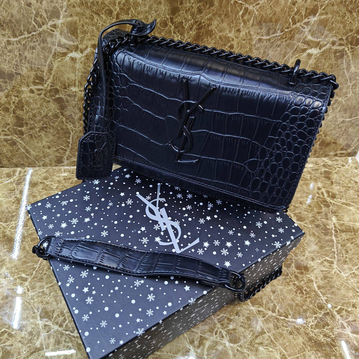 YSL


Withbox

110 dhs🇦🇪🇦🇪

Zain235
♥️♥️♥️