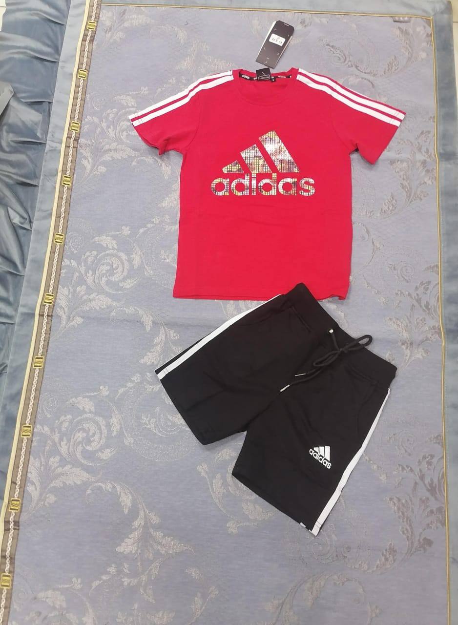Kids tracksuit 

8 10 12 14 16 size 

75 dhs🇦🇪🇦🇪

Zain27
♥️♥️♥️